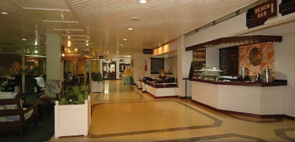 Mombasa Beach Hotel Экстерьер фото
