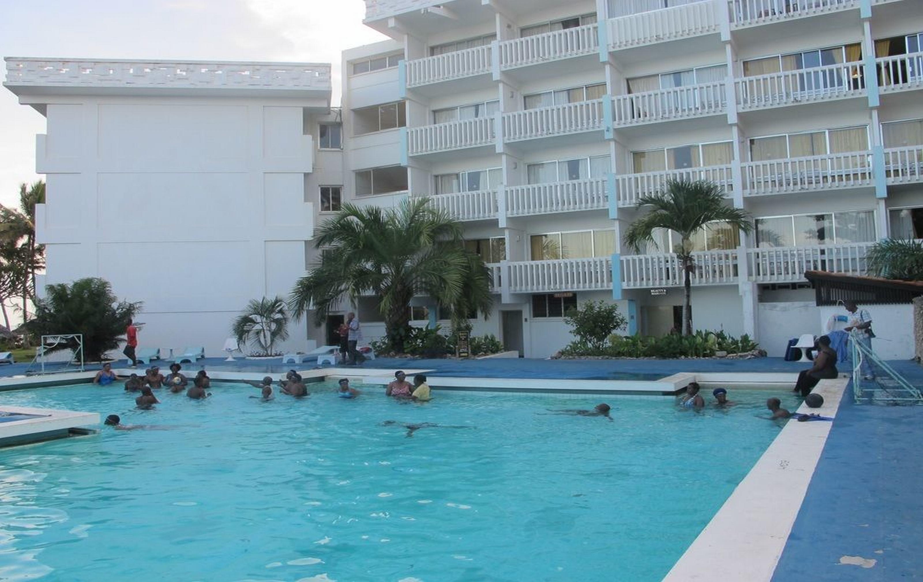 Mombasa Beach Hotel Экстерьер фото