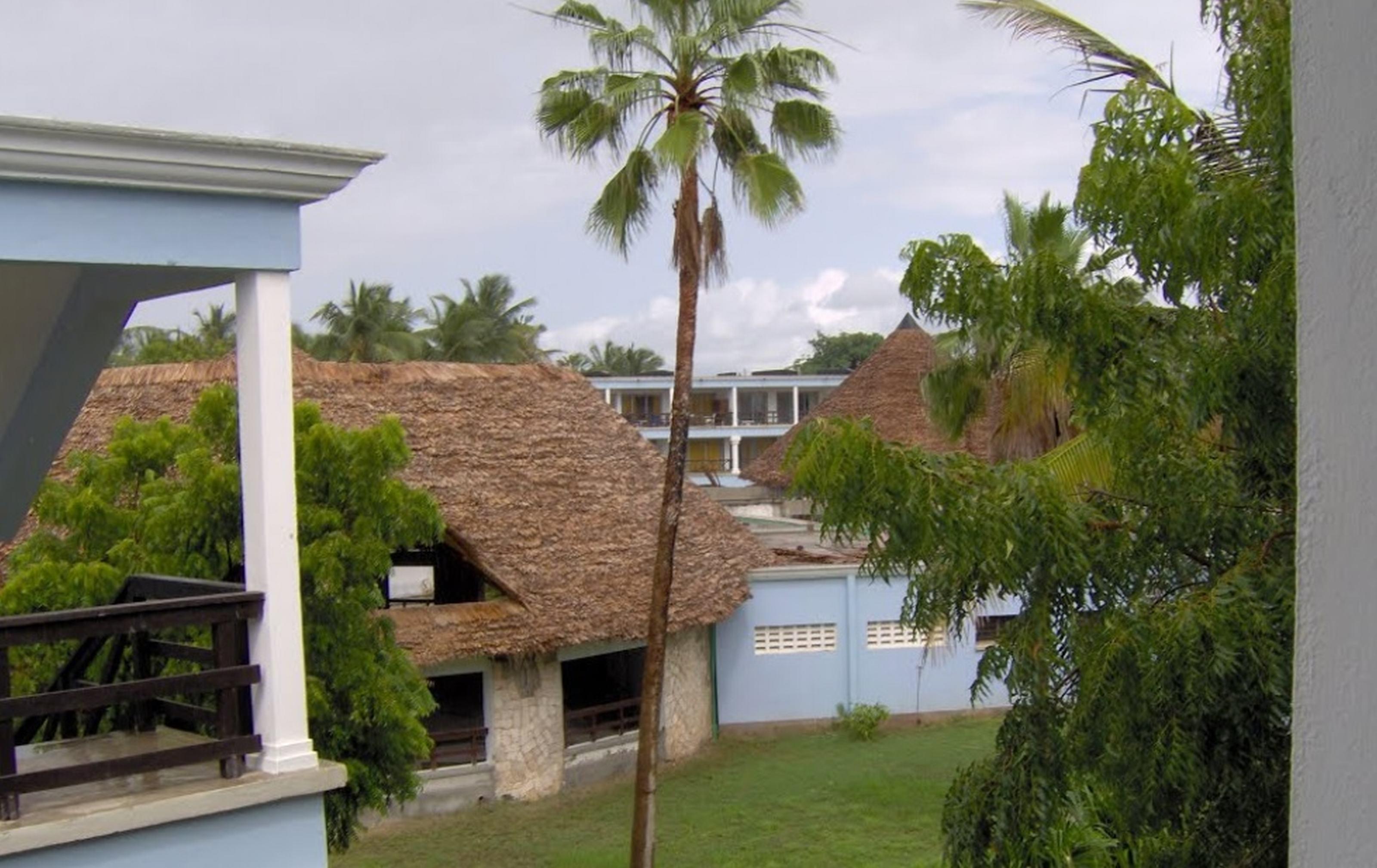 Mombasa Beach Hotel Экстерьер фото