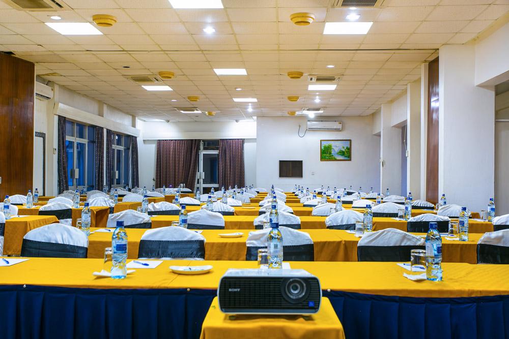 Mombasa Beach Hotel Экстерьер фото