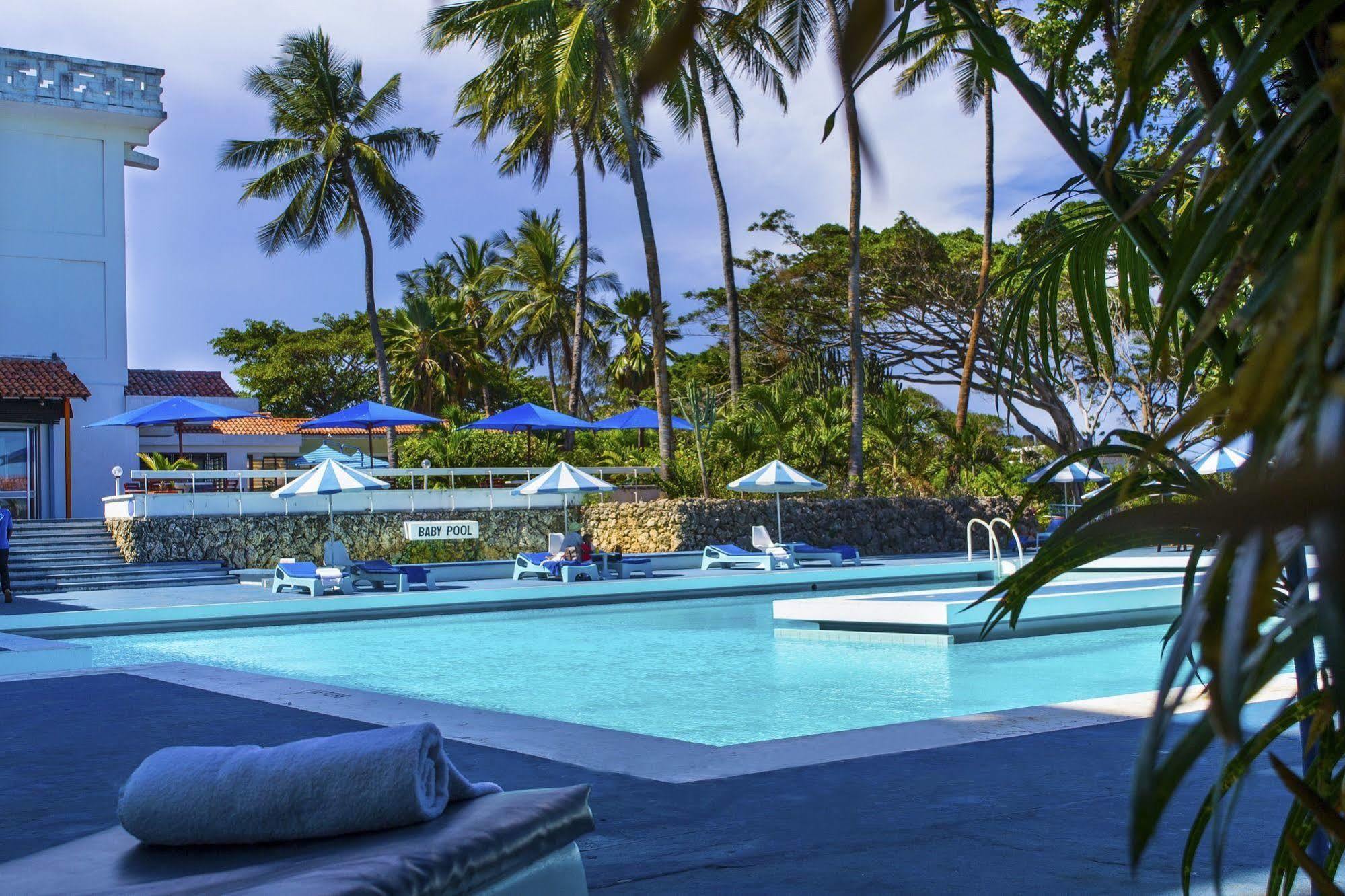 Mombasa Beach Hotel Экстерьер фото